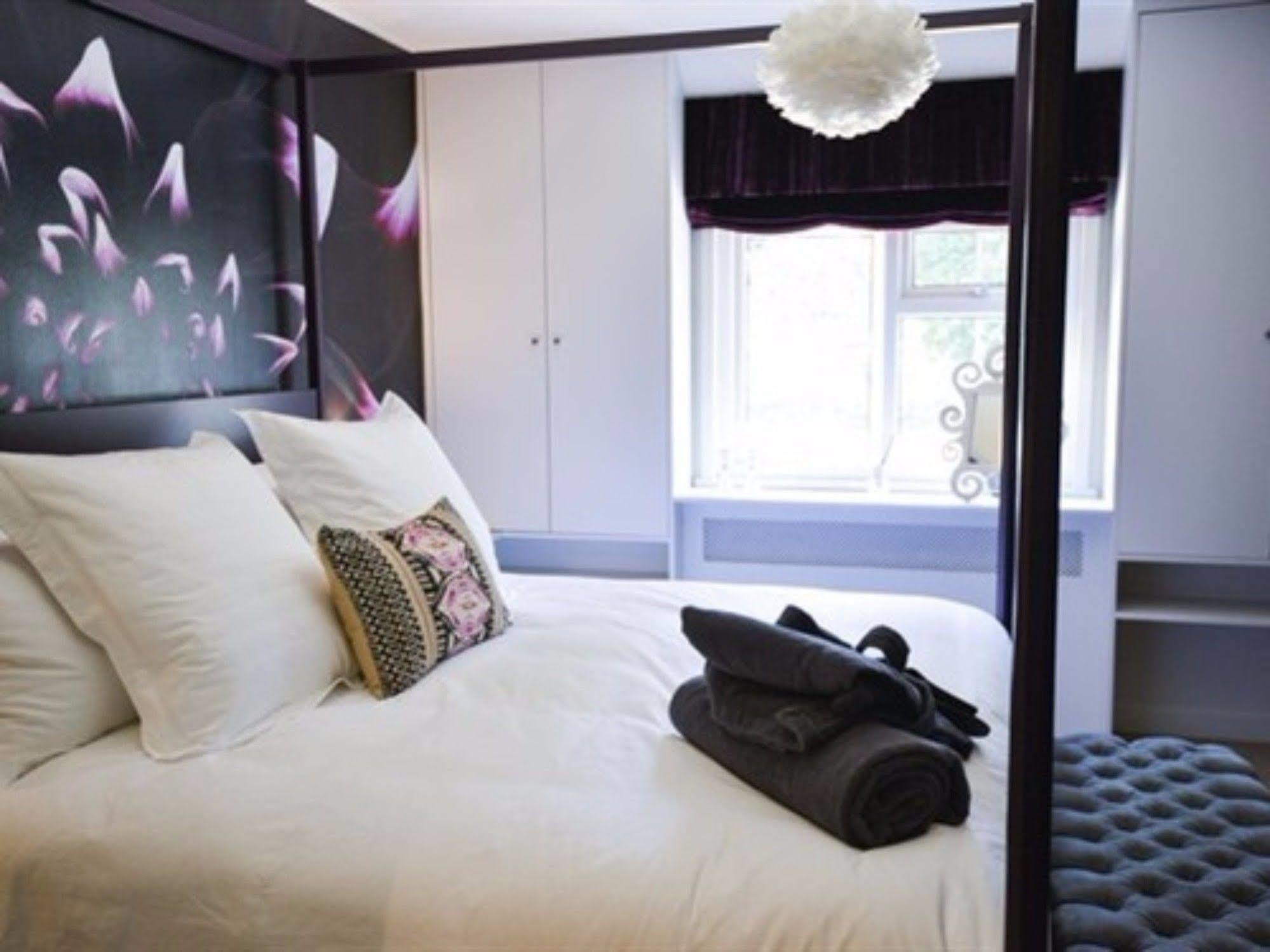 Crazy Fox Hurley Boutique B&B Extérieur photo